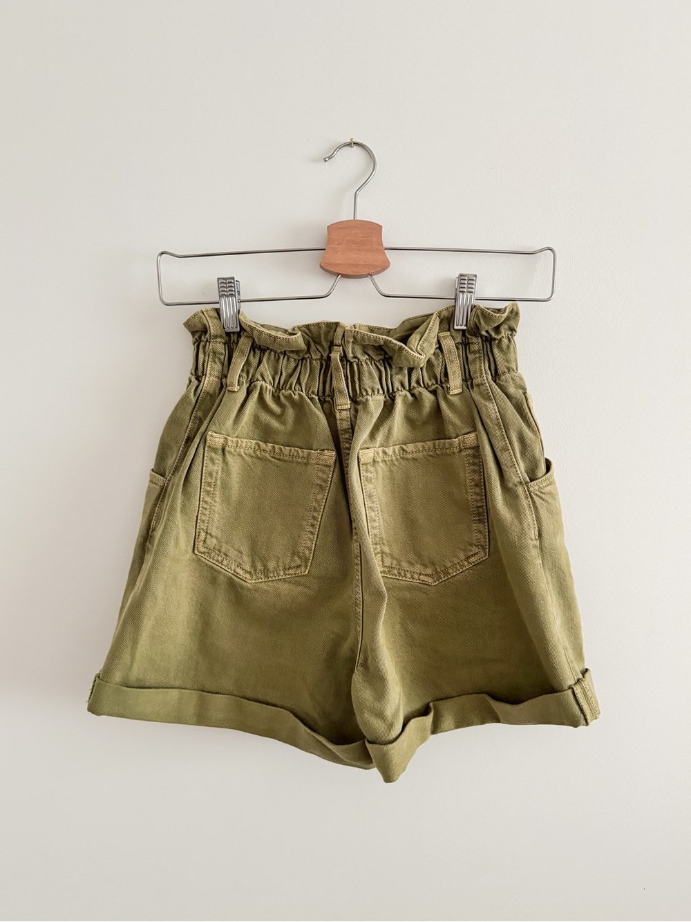 Sezane Rafferty Short - Picture 2 of 4
